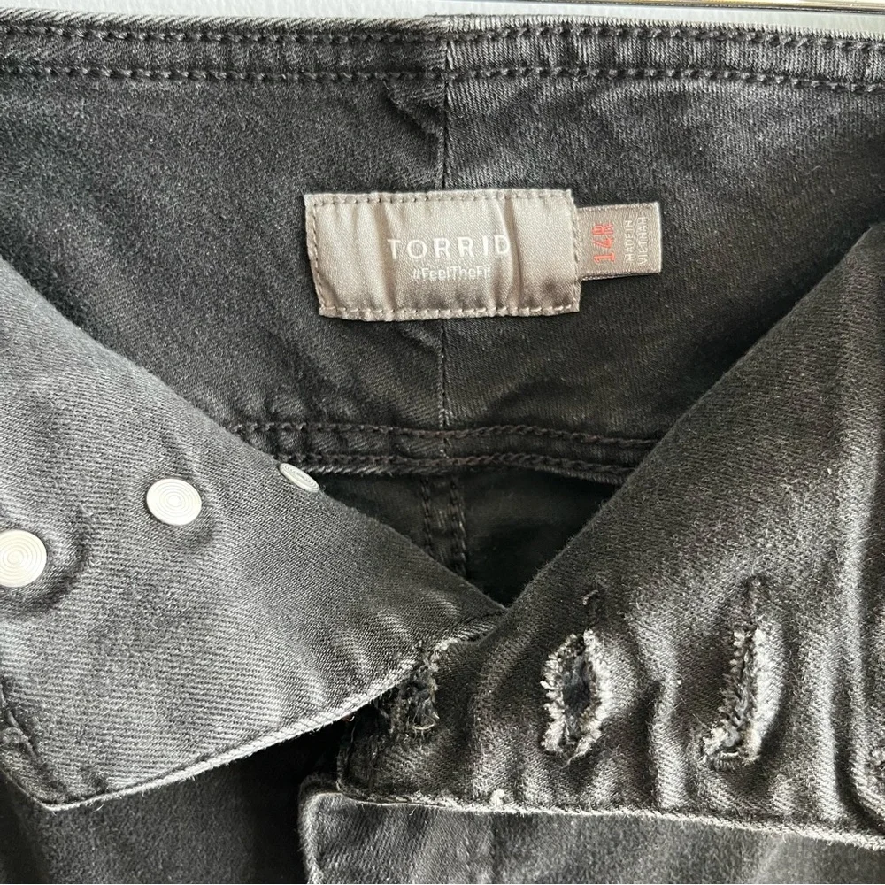 Torrid Feel the Fit Skinny Jeans Women's 14R Black High Rise Button Fly - Picture 6 of 12